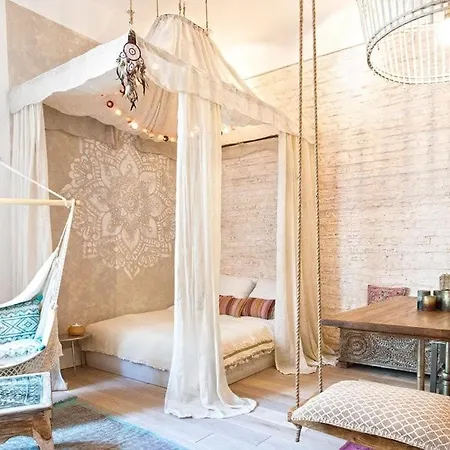Bohemian Dream Peaceful Oasis Downtown Apartment Warsaw